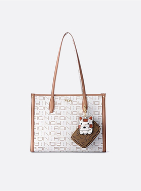 Fion/菲安妮白色印花托特包 大容量通勤卡通单肩手提包FAAFJGC048