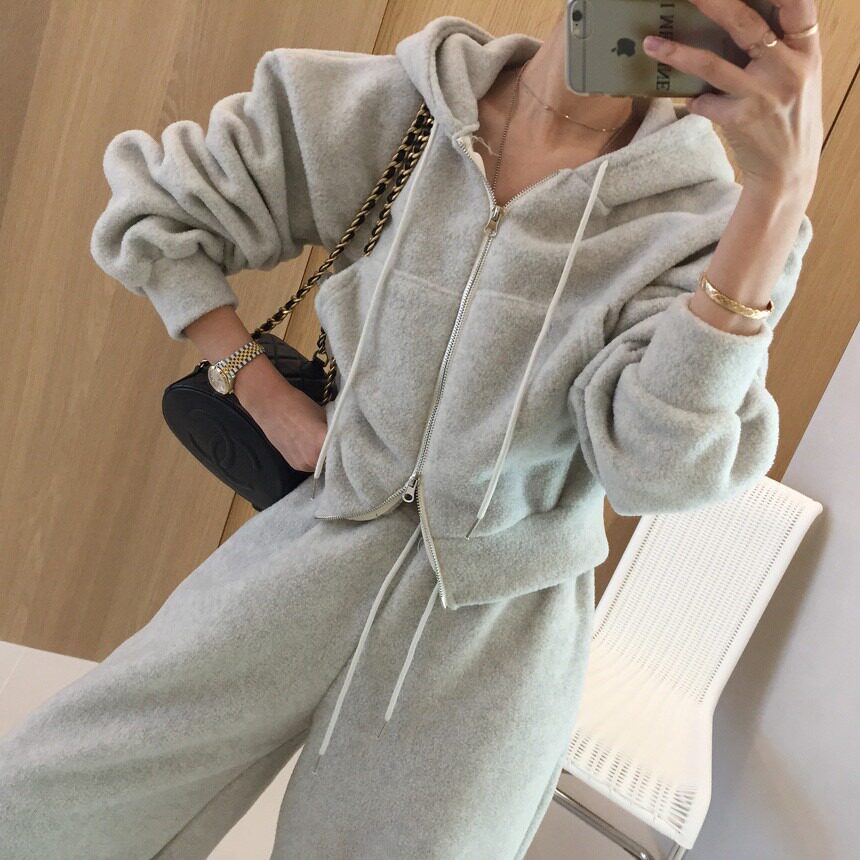 韩国毛绒连帽卫衣+加绒休闲裤女