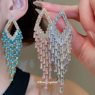 2025新款爆款轻奢高级感耳饰锆石珍珠耳钉多戴设计气质小众耳环女