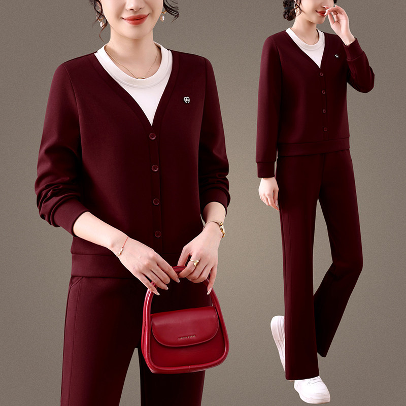 今年流行的妈妈套装2026春款40减龄洋气中年女人休闲两件套运动服