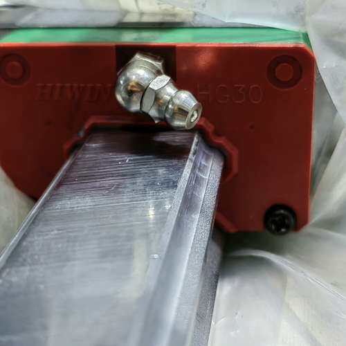 台湾上银滑块HGW30HA1R260ZOC导轨滑块，滑块议价