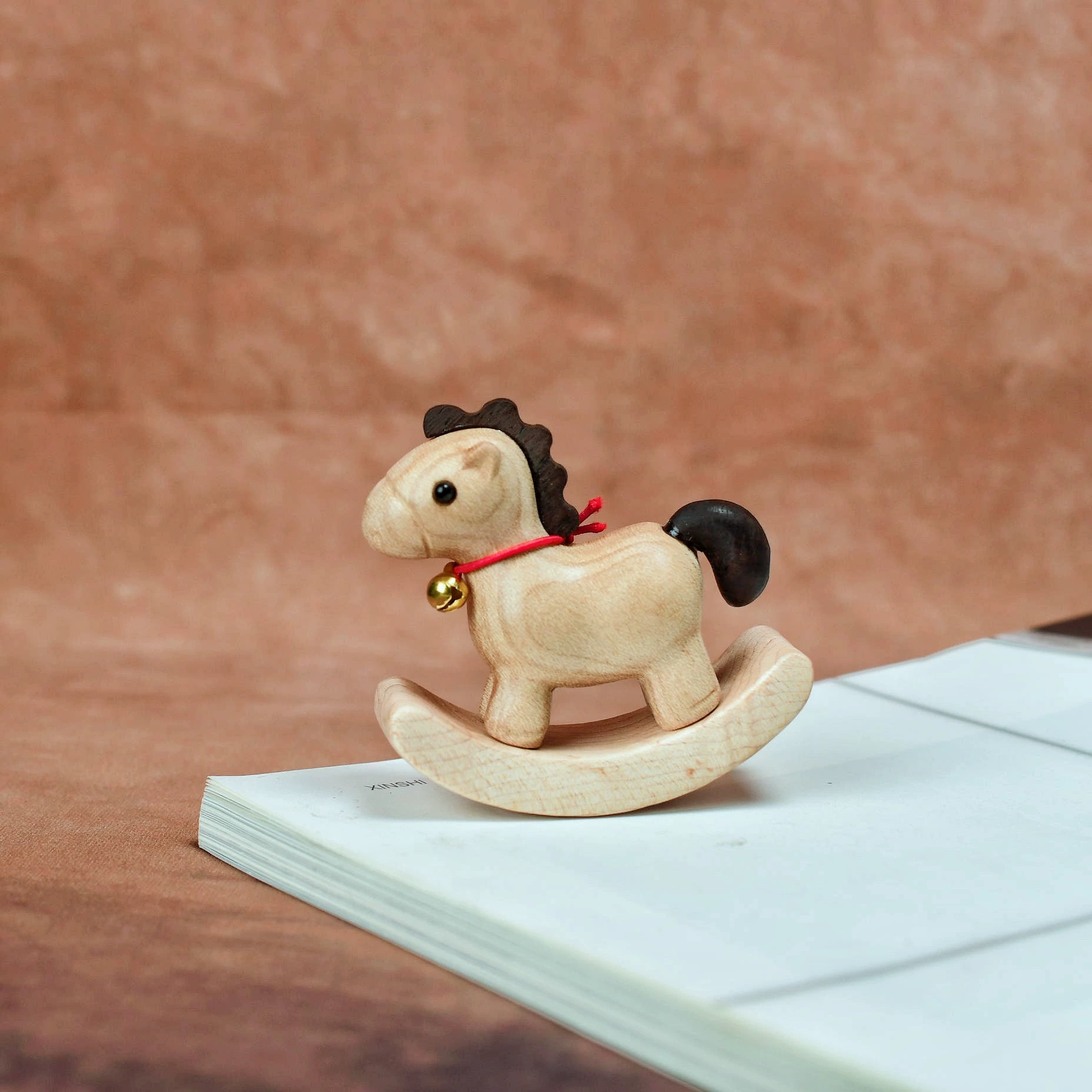 摇摇马小号 实木桌面摆件车载摆件可爱小马卡通木质装饰品