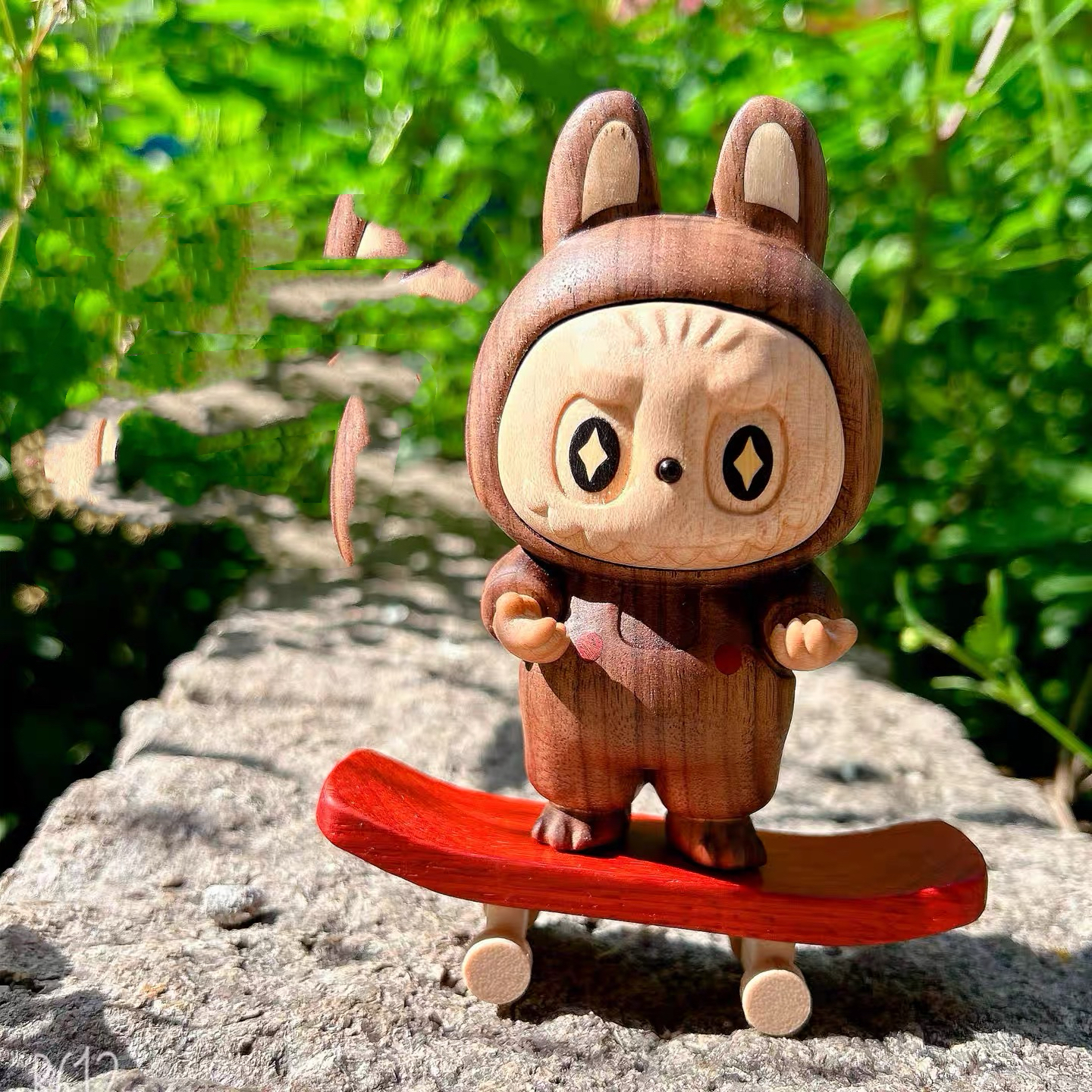 布布手办盲盒收纳展示檀木潮玩手办 工艺品 客厅 收藏情侣