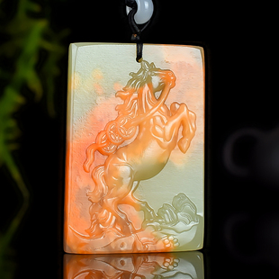 天然玉石和田玉青白玉籽料生肖马吊坠挂件马到成功玉平安牌登山马