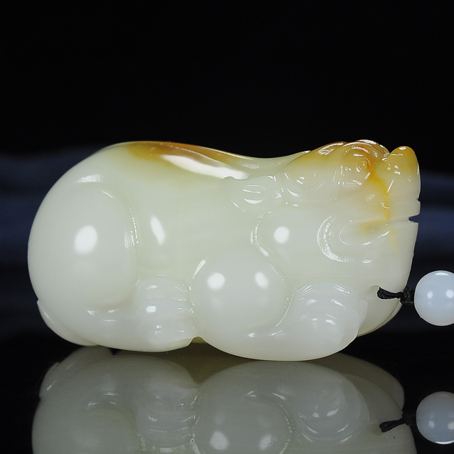 天然新疆和田玉白玉籽料貔貅手把件招财霸王貔貅把玩件挂件把件