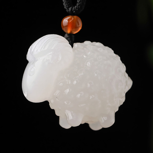 和田玉白玉生肖羊吊坠卡通型造型立体玉羊项链挂件毛衣链羊脂玉