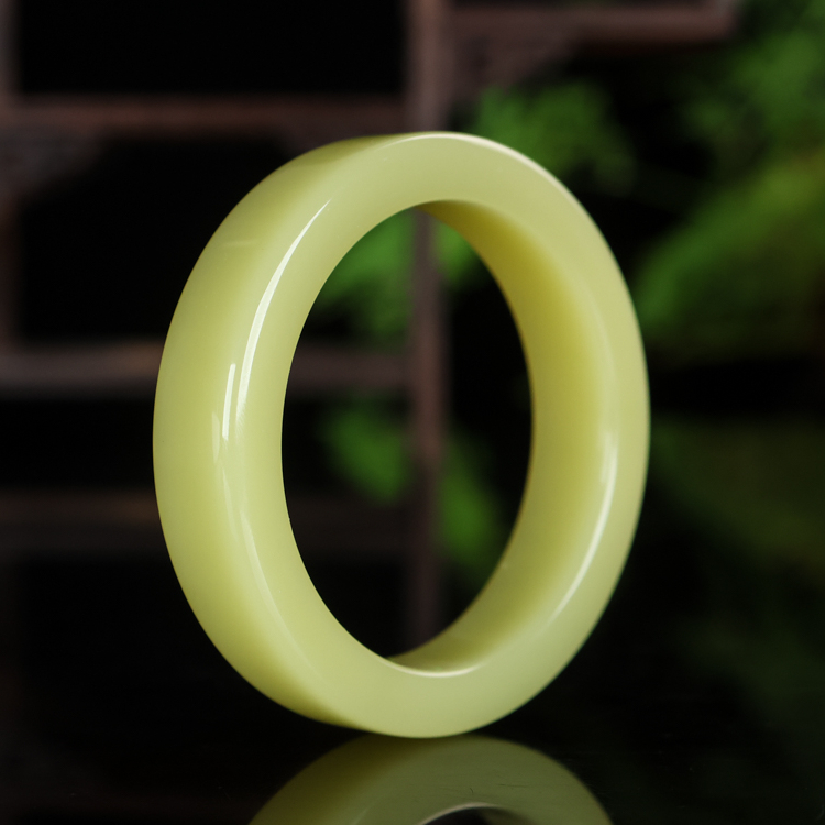 新疆和田玉女款玉镯手镯新品女士黄口料平安镯工镯玉镯子天然玉石