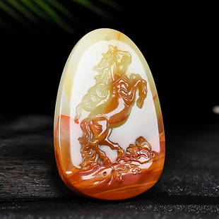 天然新疆和田玉籽料招财玉马吊坠马到成功马上赢平安牌项链挂件