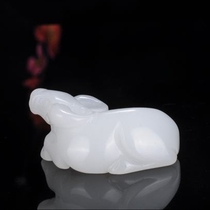 Natural Xinjiang Hotan jade Zodiac ox pendants pendants three dimensional jade, mutton white jade, turning the world around pendants