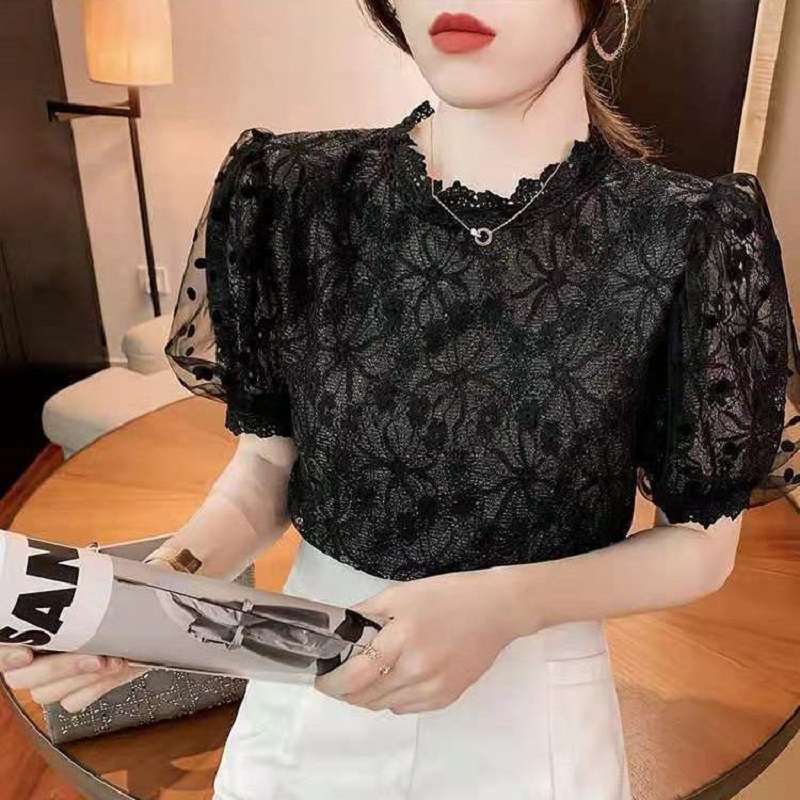 蕾丝短袖上衣女夏宽松遮肚子显瘦百搭洋气勾花镂空内搭时尚小衫