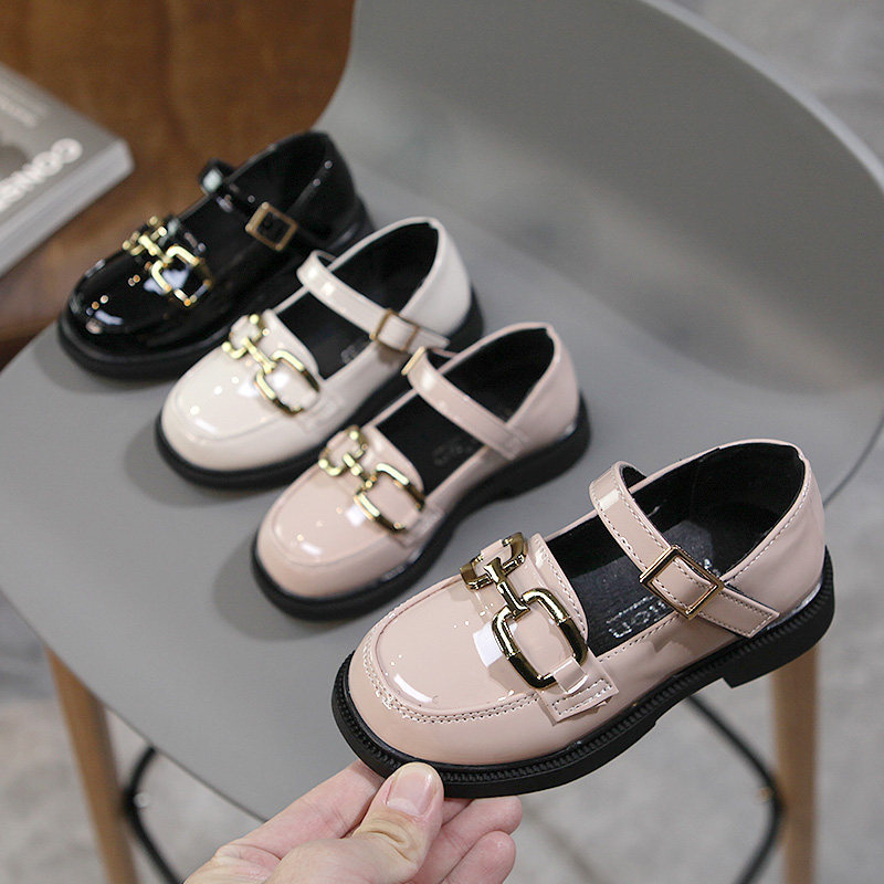 儿童皮鞋宝宝时尚公主鞋2025新款小女孩洋气时尚单鞋小学生演出鞋