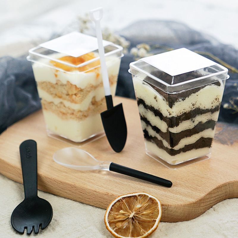 塑料一次性带盖方形慕斯杯