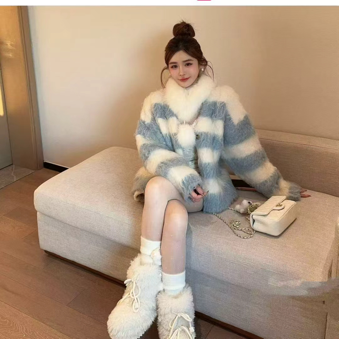 冬季慵懒风加厚条纹毛绒开衫女