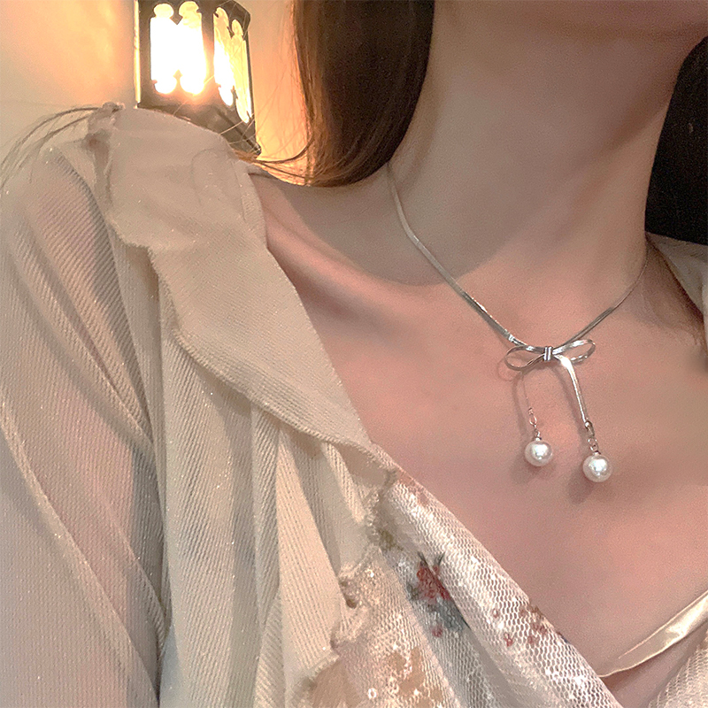 银河少女小众设计感蝴蝶结项链