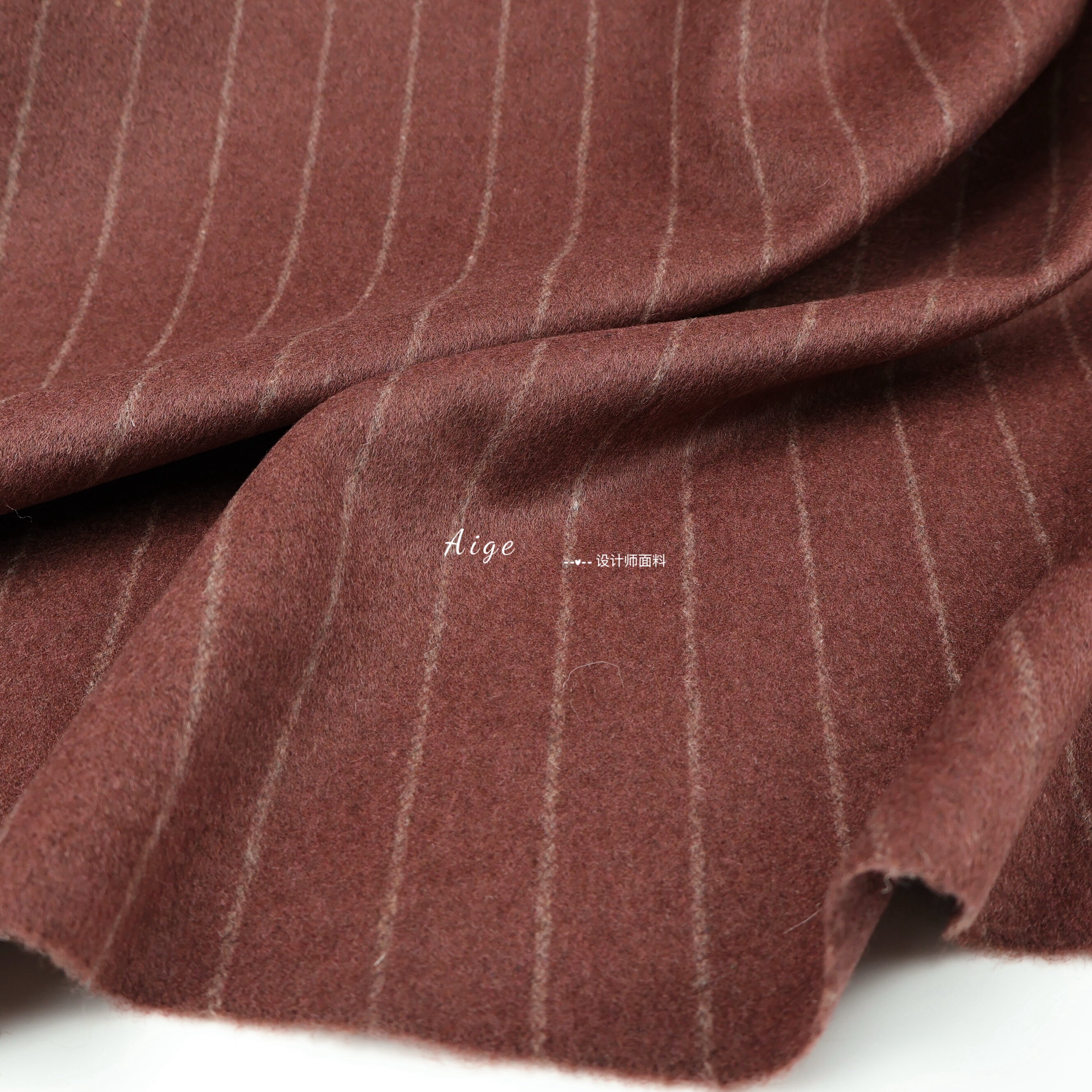 垂感细腻 绯红色竖条纹顺毛羊毛毛料毛呢面料大衣西装裤半裙布料