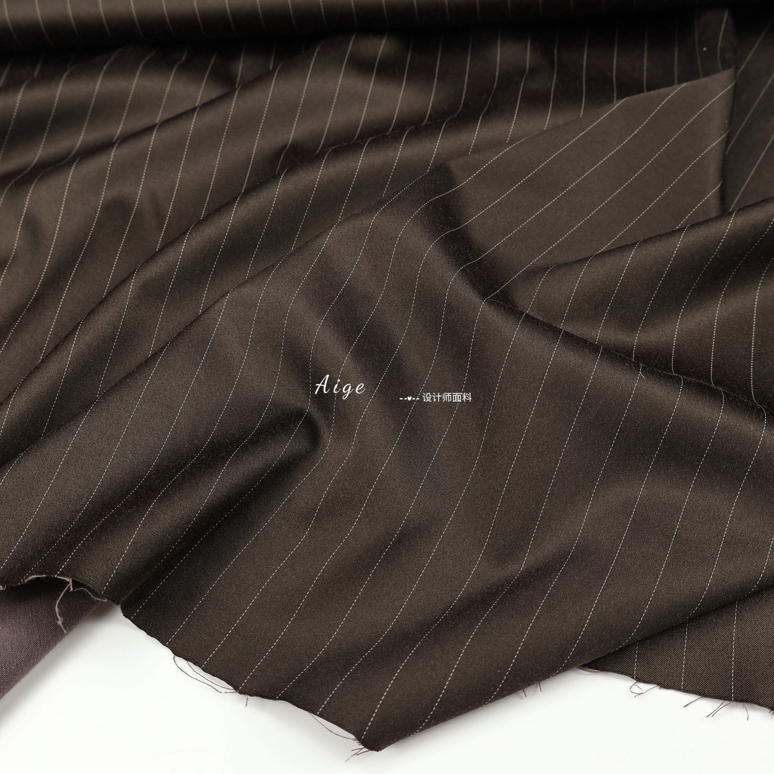 光泽垂感弹力 巧克力色竖条纹涤棉贡缎面料西装套装风衣春秋布料