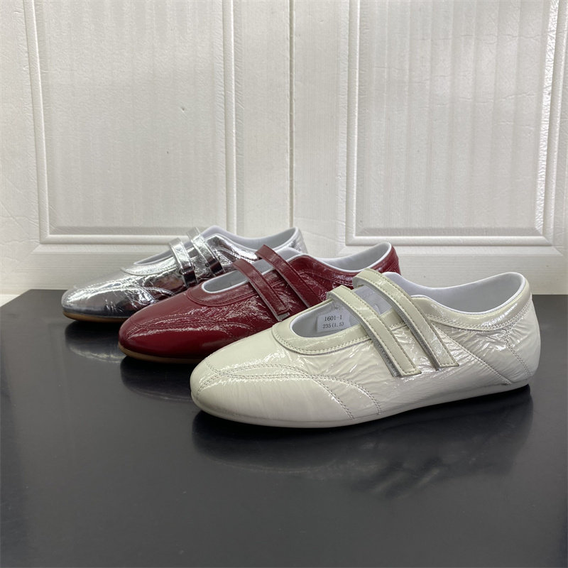 2026年春简约风浅口玛丽珍单鞋女圆头魔术贴平底百搭软底舒适女鞋,女鞋,浅口单鞋,淘宝优惠券,粉丝福利购,淘宝优惠卷