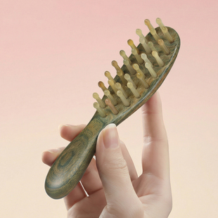天然绿檀木头皮按摩梳羊角木梳女士专用头部经络按摩梳子家用
