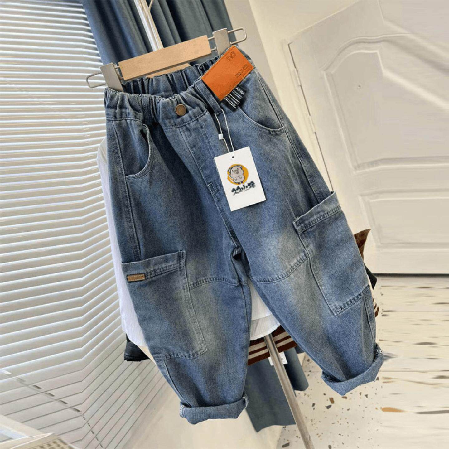春季新款2026男童宽松牛仔裤韩版休闲裤中大童休闲时尚潮百搭设计