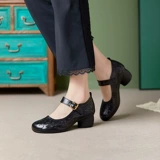 Летние нескользящие босоножки, комфортные тапочки в стиле Crocs, из натуральной кожи, удобны для женщин в возрасте, средний каблук, широкий устойчивый каблук, мягкая подошва, для среднего возраста