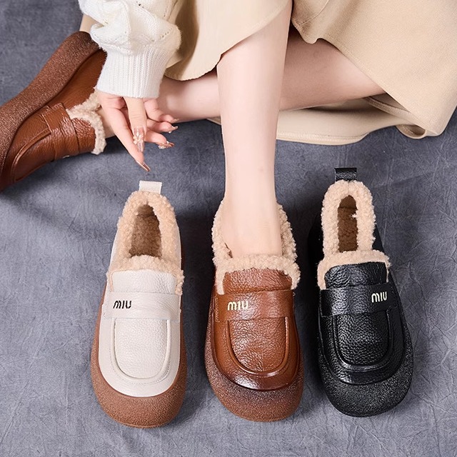 真皮牛皮妈妈鞋冬季软皮软底加绒棉鞋保暖毛毛鞋百搭休闲鞋女单鞋