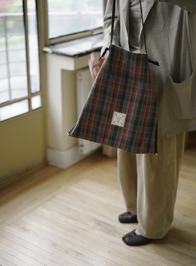 WINNOW大容量休闲复古格子单肩包托特包