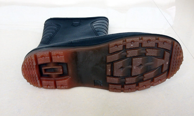 Chaussures - bottes caoutchouc homme pour hiver - semelle tendon - Ref 964419 Image 3