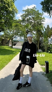 LiuLiu正版十三行2024早秋新款字母印花垫肩宽松V领长袖卫衣女潮