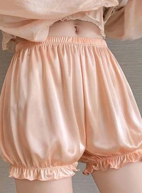 White loose fitting flower bud safety pant白色宽松花苞保险裤