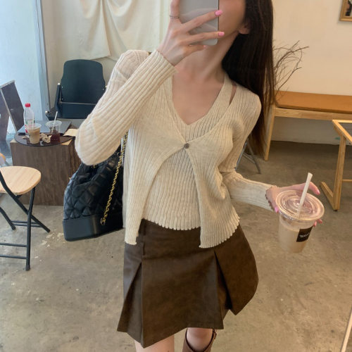 女士假两件长袖针织衫