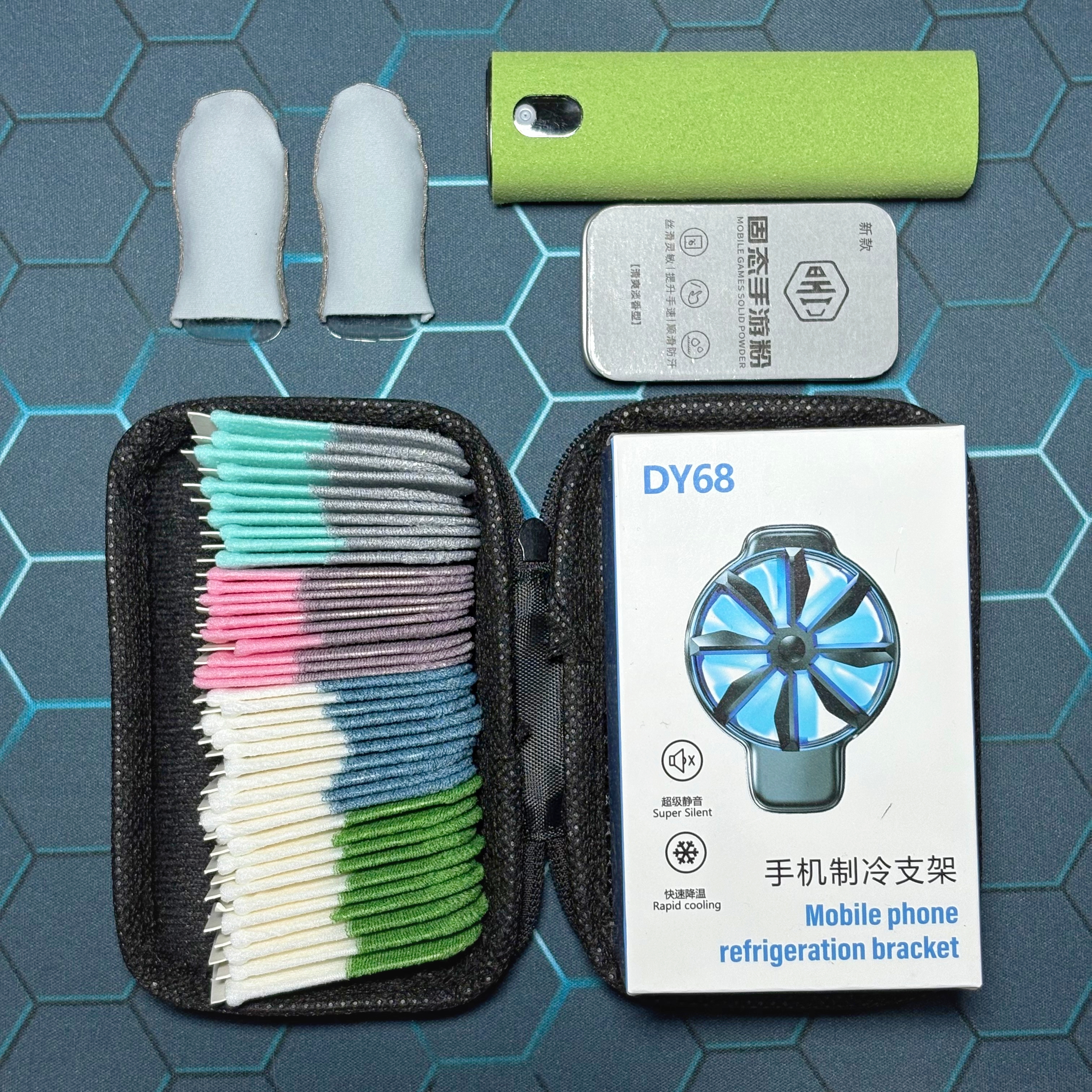 新款游戏指套大礼包送屏幕清洁剂银布手游粉丝滑游戏电竞指套