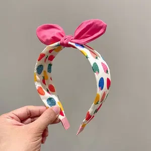 韩国儿童立体兔耳朵发箍可爱草莓布艺压发头箍女孩不勒头防滑发卡