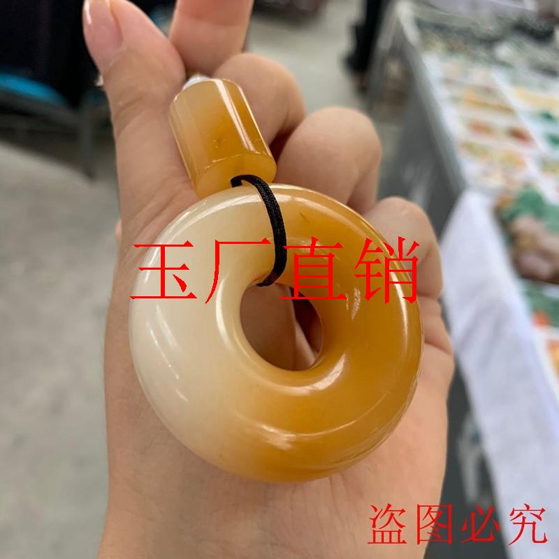 新疆和田玉母子平安扣挂件黄龙玉平安玉环手把件油青路路通把玩件