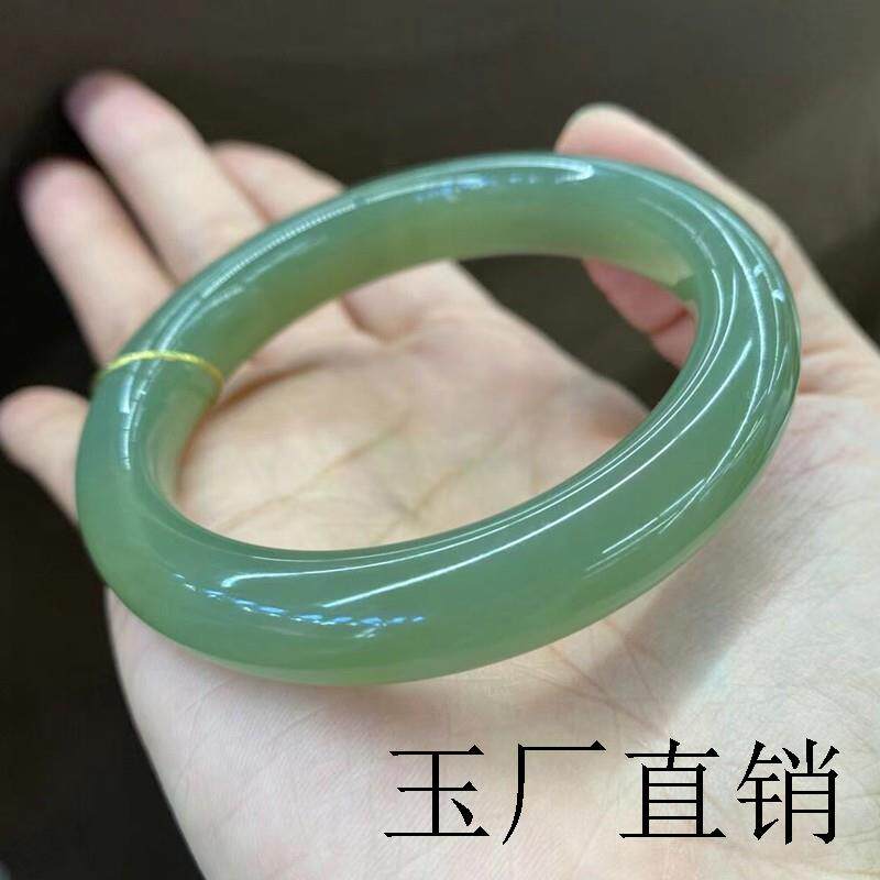 精选新疆和田玉冰晴底细料青玉镯子冰透湖水绿晴水手镯油青色女镯