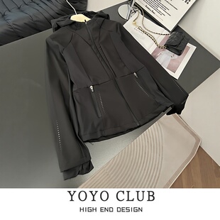 秋季 高级感连帽冲锋衣2026新款 显瘦时髦外套 时尚 品牌折扣胖MM大码