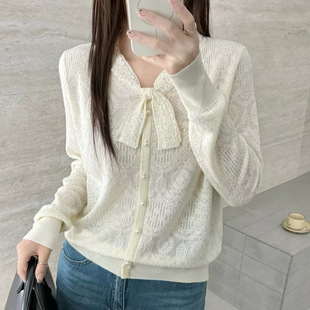 春秋女士白色蕾丝毛衣女款2026新款冬季内搭可外穿打底针织衫上衣