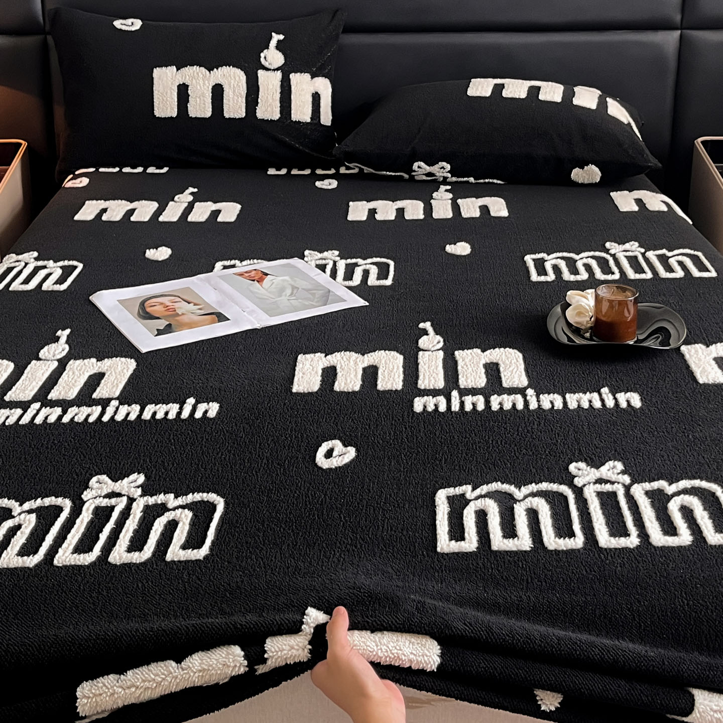 牛奶绒珊瑚绒床笠单件毛绒床罩男生黑色床套防滑学生宿舍床单加绒