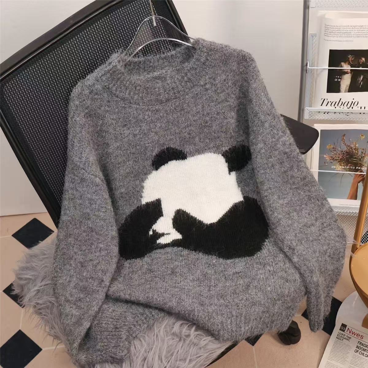 冬季宽松灰色加厚卡通熊猫毛衣女款2025新款秋冬高级感爆款打底衫