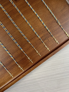 蓝色多巴胺小珠子串珠项链女流苏小号十字架吊坠锁骨链bm同款平替