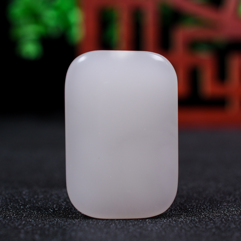 新疆和田玉藕粉色平安无事牌吊坠男女款玉石项链毛衣链百搭玉挂件