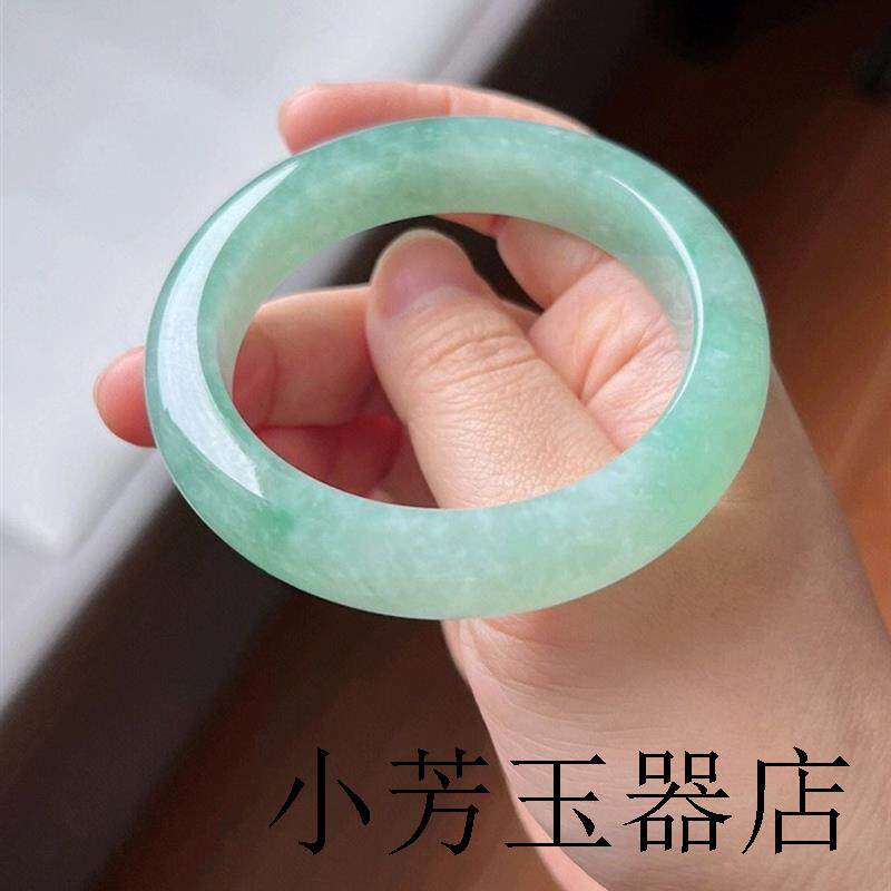 缅甸冰种翡翠色手镯阳绿满豆绿色