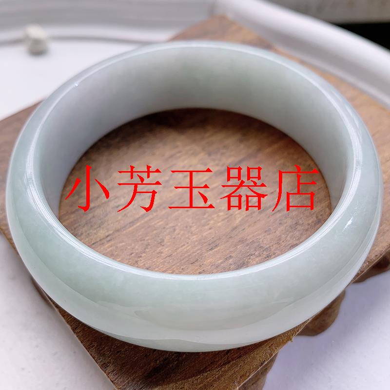 冰糯种单色白玉翡翠色宽条玉手镯