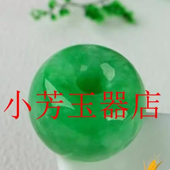 缅甸翡翠色路路通吊坠满绿花青玉帝王绿转运珠锁骨链翠绿色玉珠子