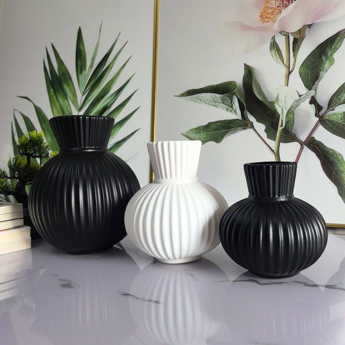 北欧简约仿陶瓷花瓶竖条纹装饰黑白两色家居摆件花器客厅玄关装饰,鲜花速递/花卉仿真/绿植园艺,花瓶,淘宝优惠券,粉丝福利购,淘宝优惠卷