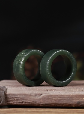 新疆和田玉青玉籽料戒指玉戒指