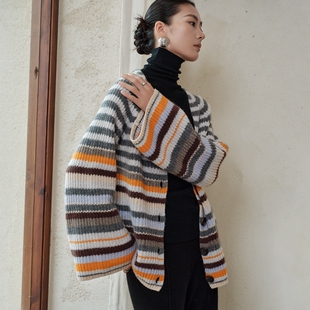 纯山羊绒衫2025秋冬季新款女款V领条纹百搭针织开衫毛衣外套