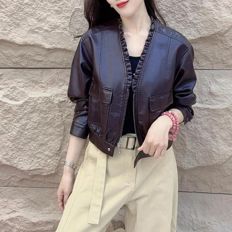 秋季百搭女士V领水洗皮皮衣宽松休闲短款漆皮夹克2025时尚外套潮