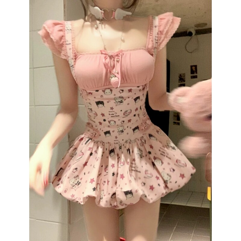 甜美少女感ins风粉色小飞袖蝴蝶结上衣搭配卡通印花背带花苞裙子