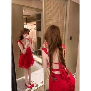 红色吊带方领收腰连衣裙夏季超漂亮绝美掐腰显瘦蓬蓬裙纯欲露背裙