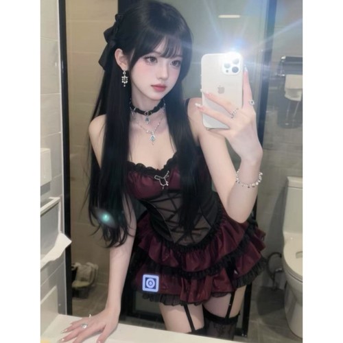 纯欲风暗黑系辣妹假两件拼接撞色露空蕾丝吊带收腰显瘦连衣裙